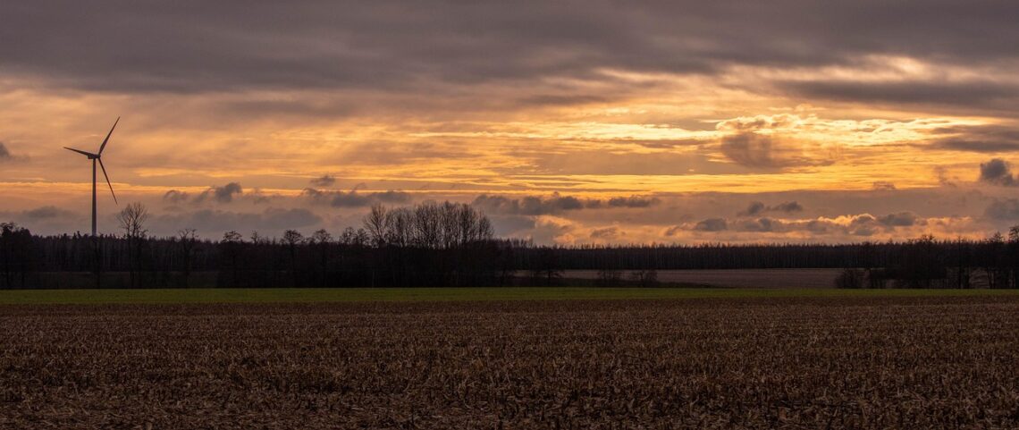 Green Energy Essentials: A Beginner's Guide to Sustainable Solutions